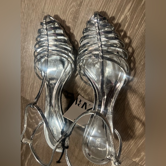 🔥🔥Zara Metallic Strappy Heels - Picture 6 of 13